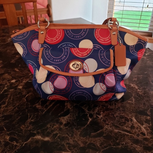 Coach Purse - Picture 1 of 7